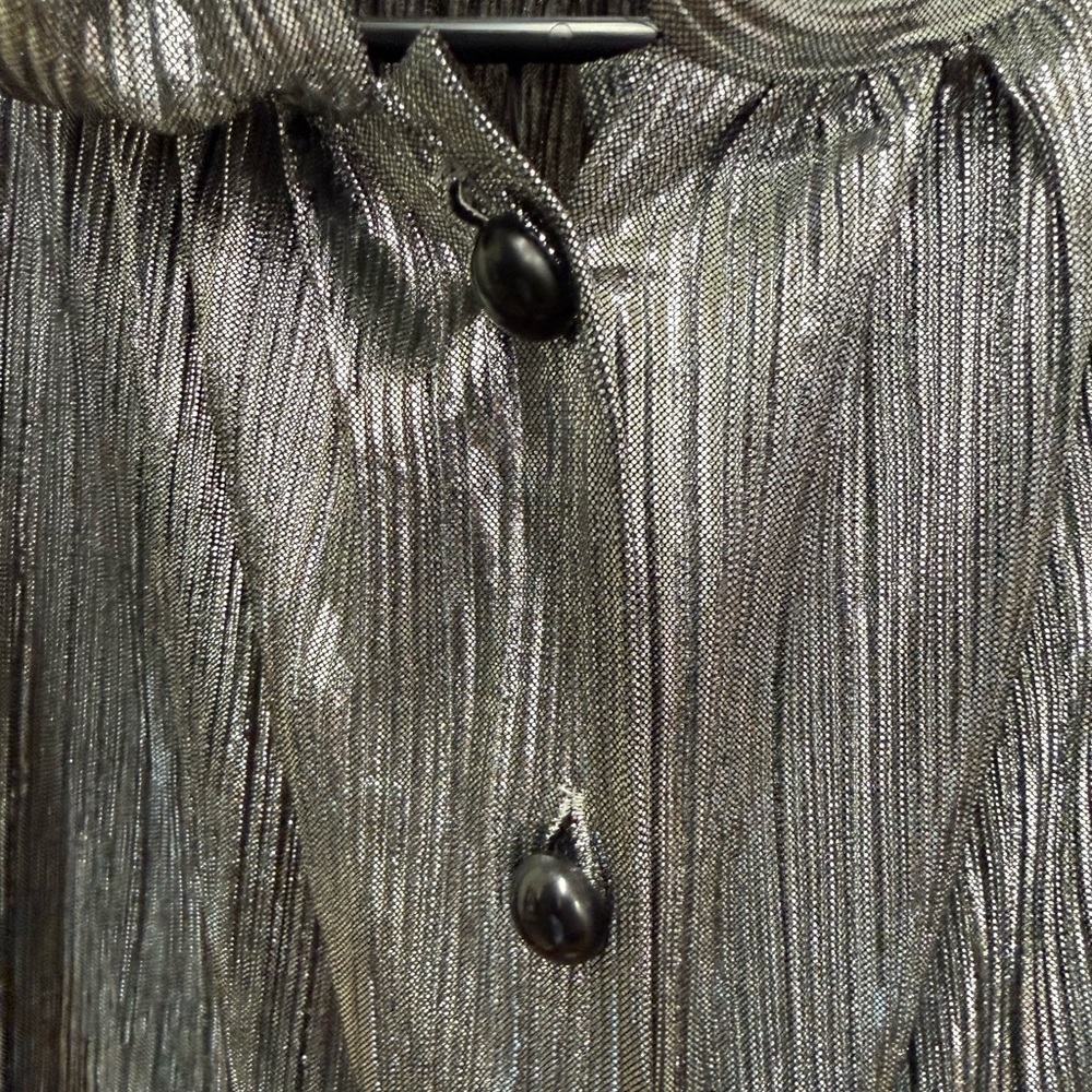Buru metallic sleeveless bow blouse size XS - Picture 3 of 4